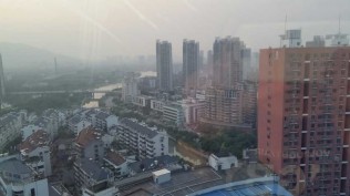 三张分别是『普通模式』『全景模式』『3...