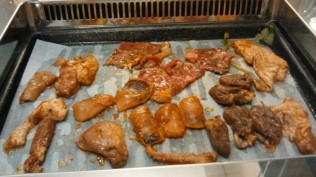 烤肉自助！不错不错！吃到下次看见肉就恶...