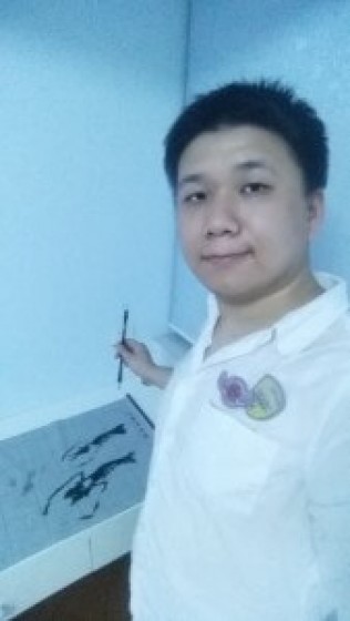 没事在家，瞎画，画虾。