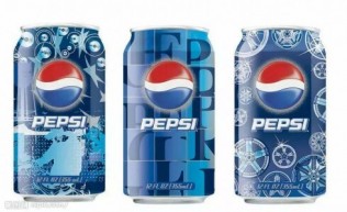 可乐只喝百事可乐！