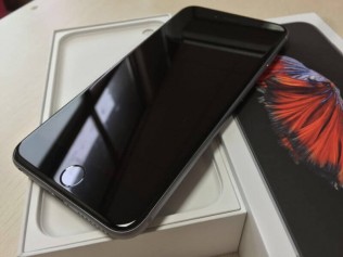我终于不再是没用过iPhone的极客了！
