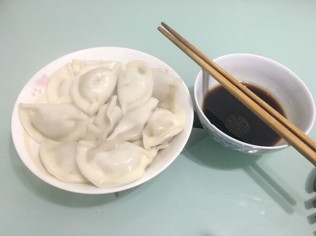 据说冬至吃饺子，爸爸煮的！