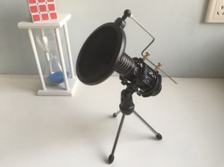 新玩具到了，嘻嘻！哈哈