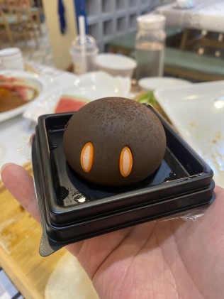 一口吃掉个史莱姆