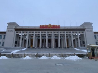 参观中国国家博物馆