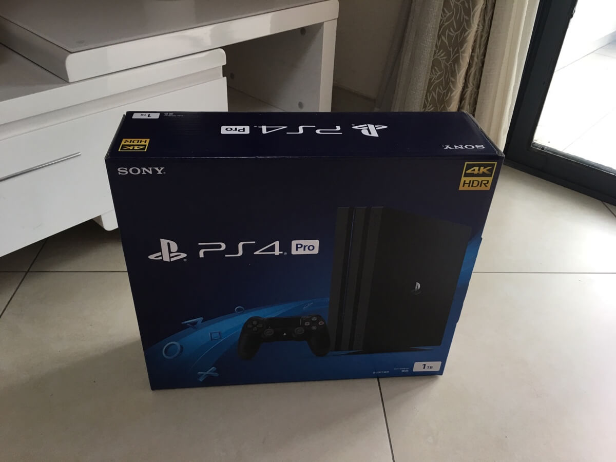 新玩具到货！PlayStation 4 pro