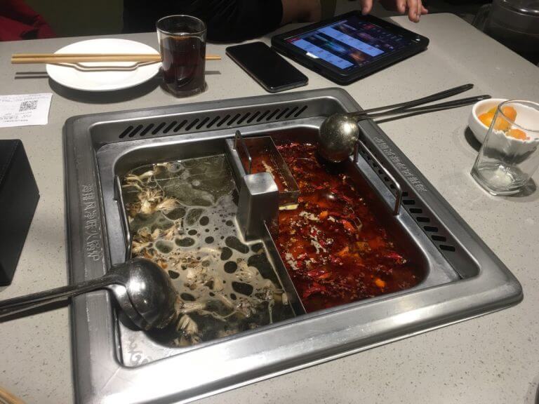 总算是吃了一回传说中的海底捞！